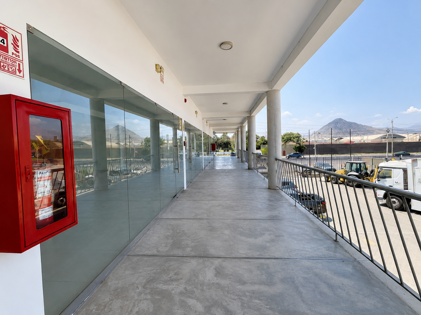 oficinas strip center